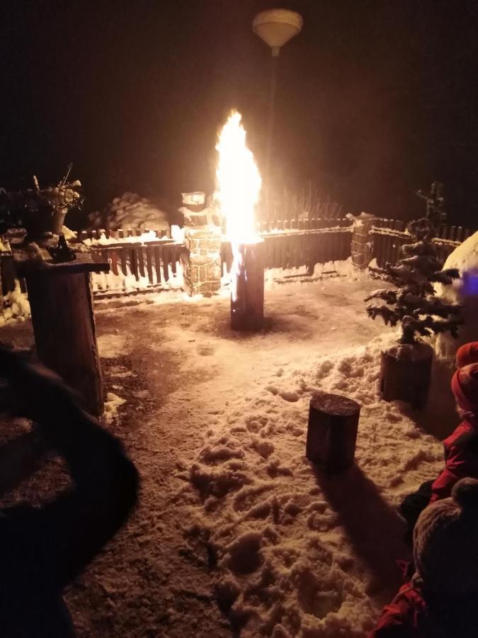 Smucarska Koca Kotlje Exterior foto